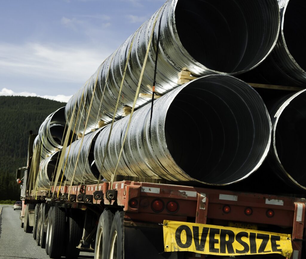 oversize,trailer,with,big,metal,tubes